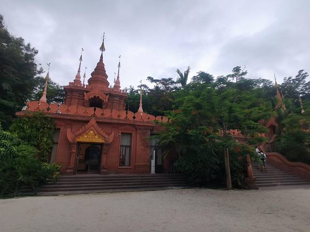 从西双版纳到老挝琅勃拉邦