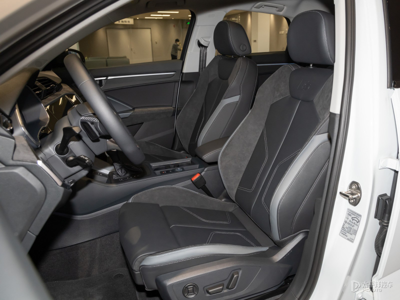 50万到100万的suv到底该怎么选,2022年20-25万的suv最佳推荐