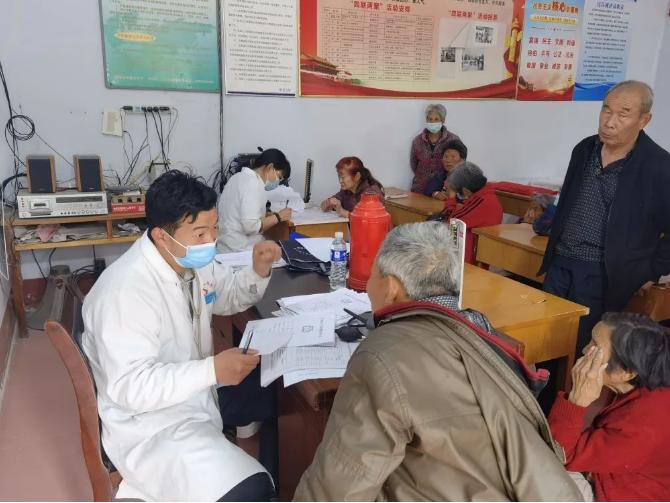 南阳市卧龙区医疗健康服务集团青华镇卫生院执行院长陈国强：卧龙区紧密型医共体践行者