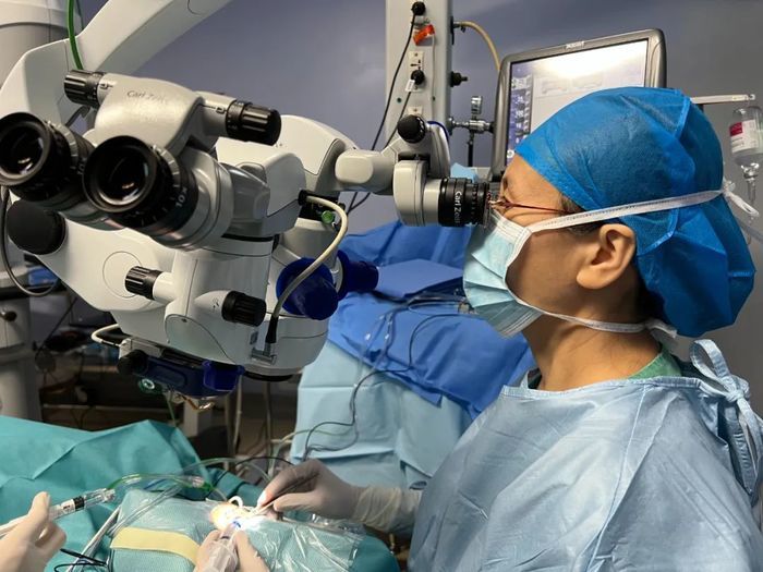 济南最好的治疗眼底病的医生,最新治疗眼底黄斑病变科技