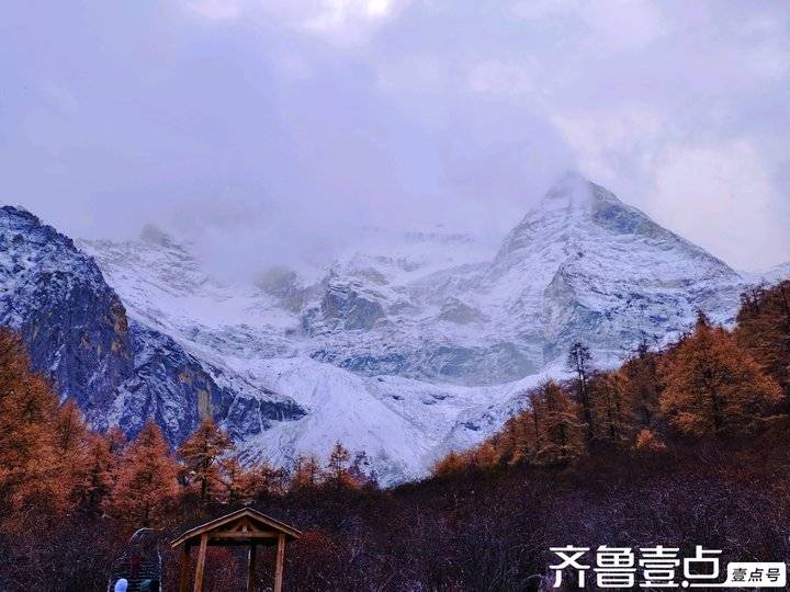 香格里拉距稻城亚丁多远,稻城亚丁香格里拉之魂