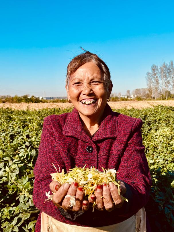 新农人领跑乡村致富路,逐梦沃野新农人
