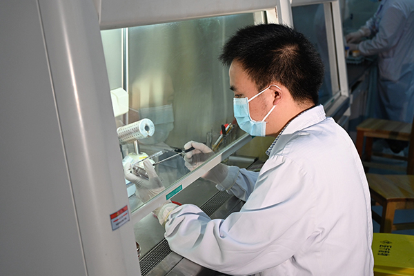 勇担健康使命，铸就时代新功——湖南医药学院总医院评选出第六届“十佳医生”