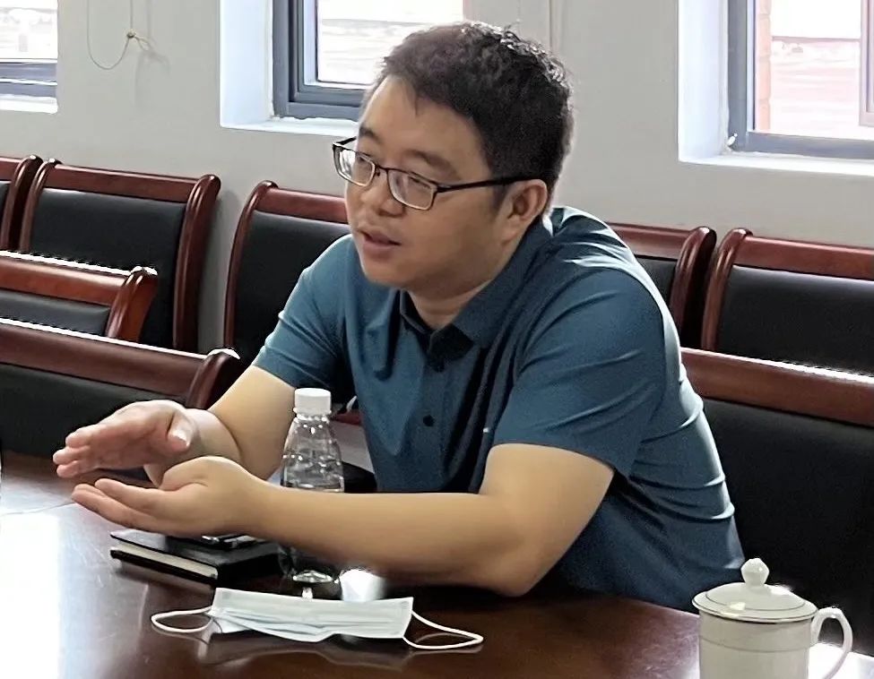 小区里有流浪猫你会帮它们吗,小区内流浪猫问题怎么解决